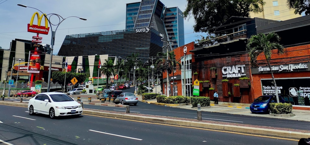 Alojamiento El Salvador Guest House 39/50