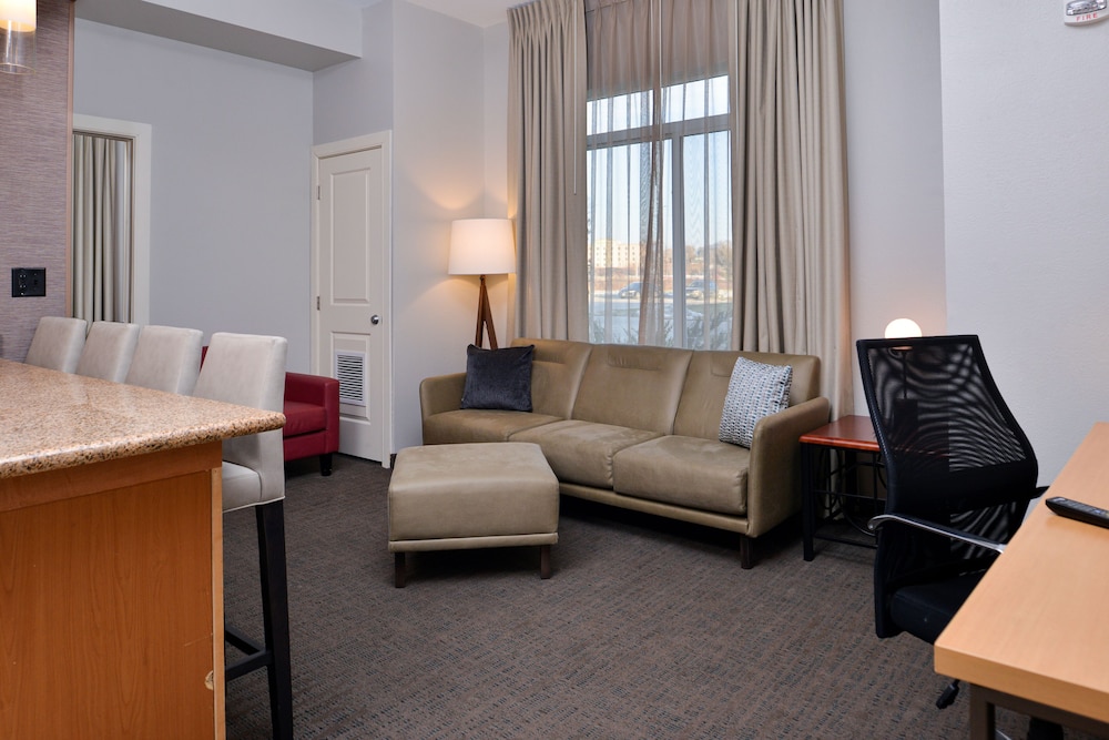 Residence Inn Coralville 21/44