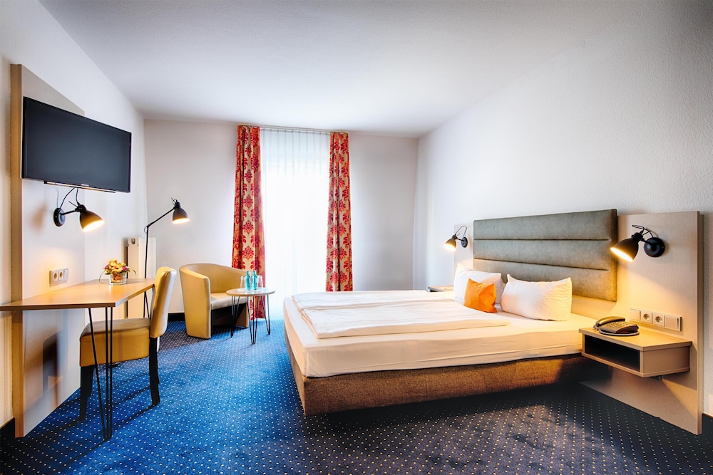 Achat Hotel Zwickau 11/50