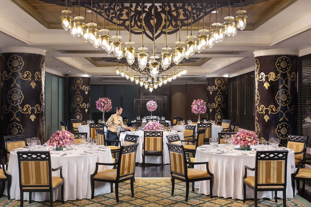 Dusit Thani Manila 46/72