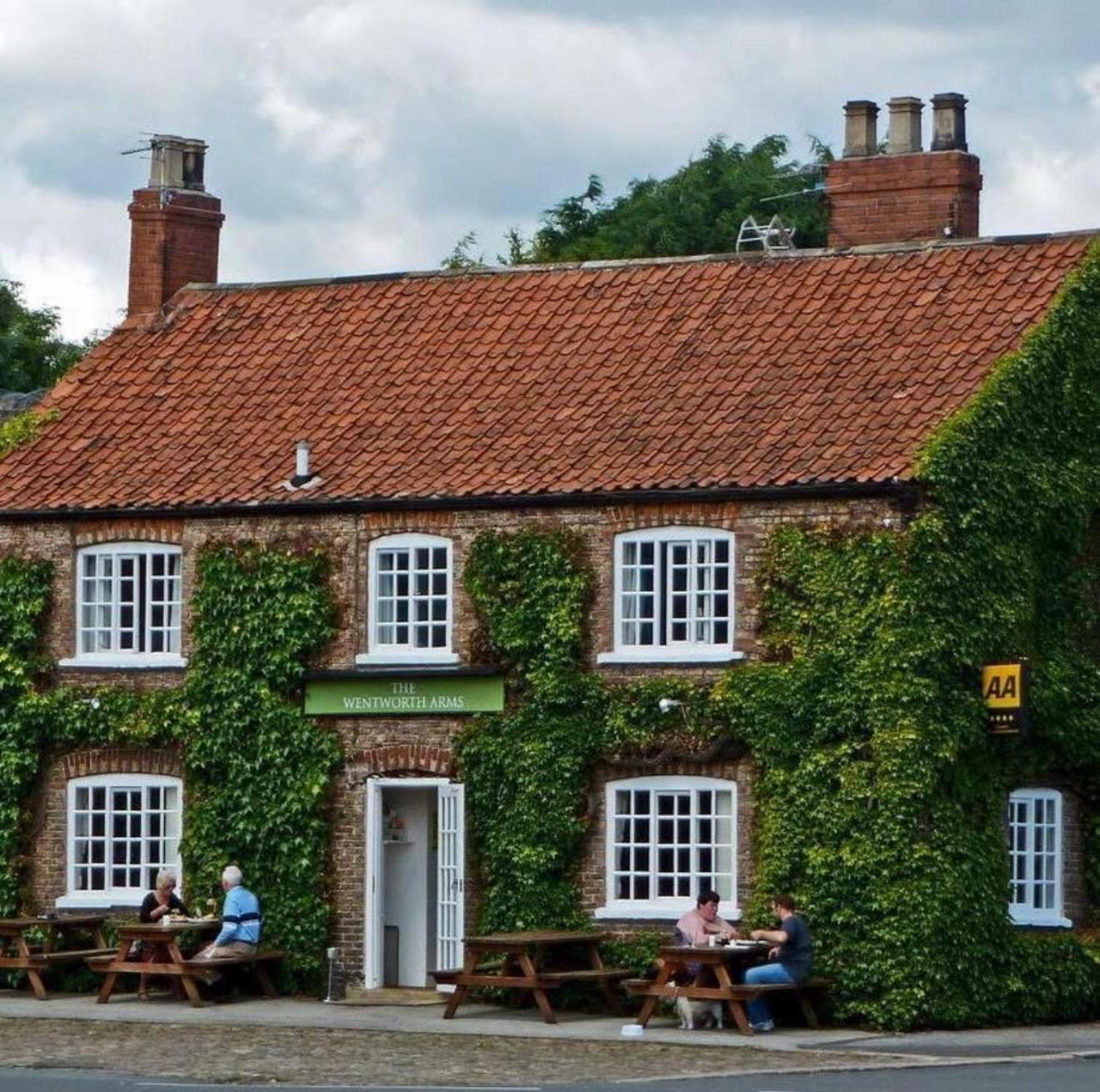 The Wentworth Arms - Inn 38/45