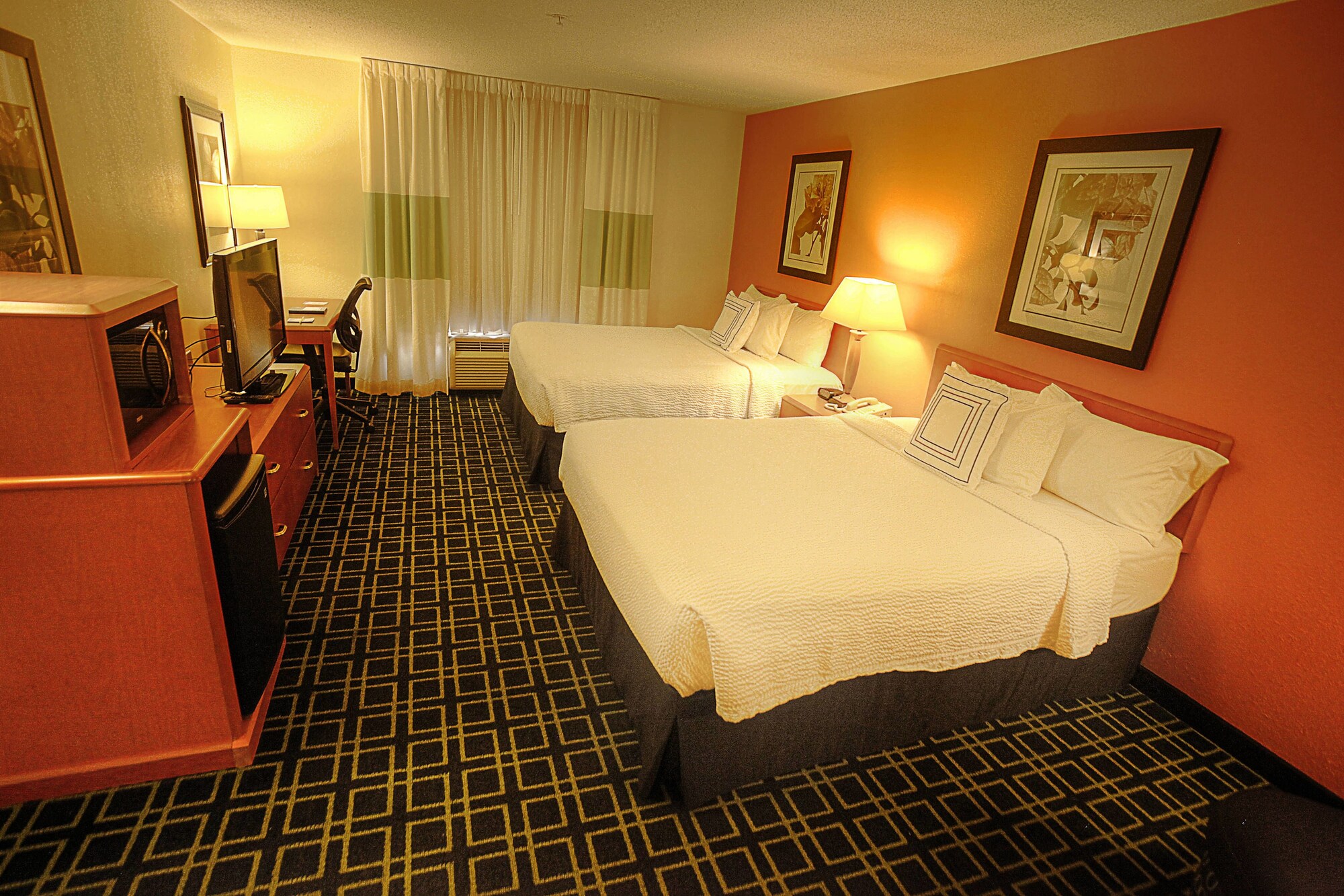 room, 2 queen beds, pool access