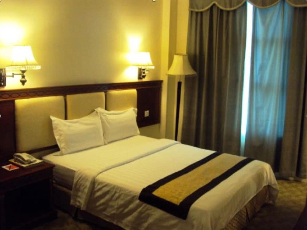 MB Hotel 16/47