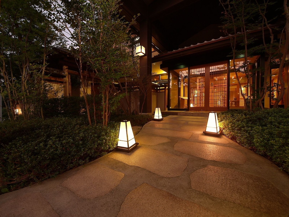 Tamaya Ryokan 50/50