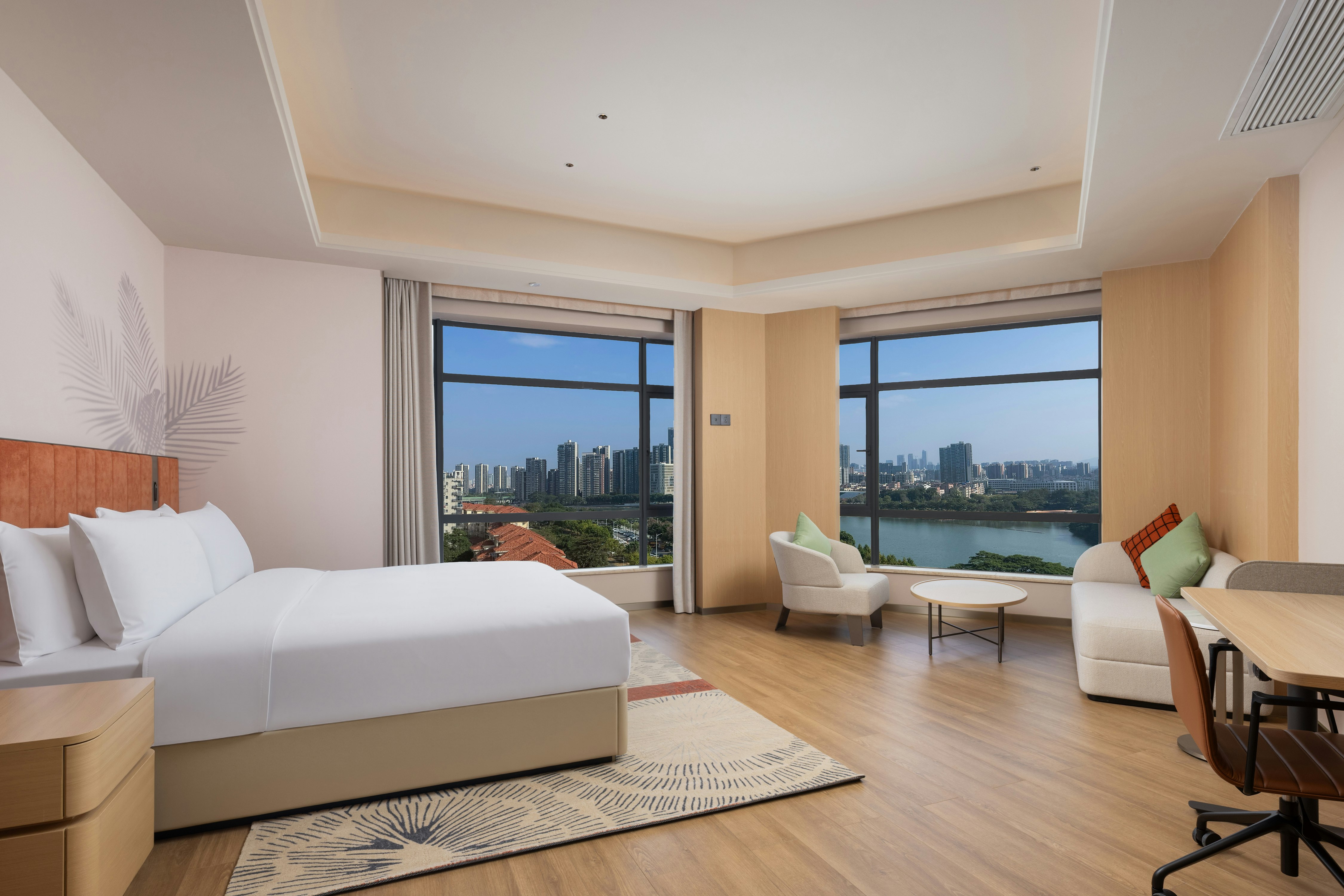 1 BEDROOM, SUITE, KING BED