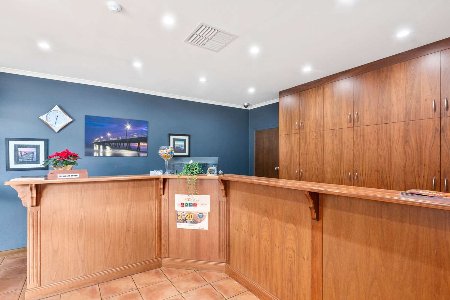 Comfort Inn Glenelg, SA 2/12
