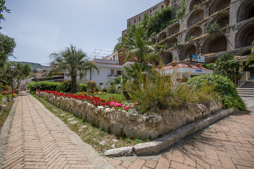Le Roccette Mare Beach Hotel & Restaurant 23/35