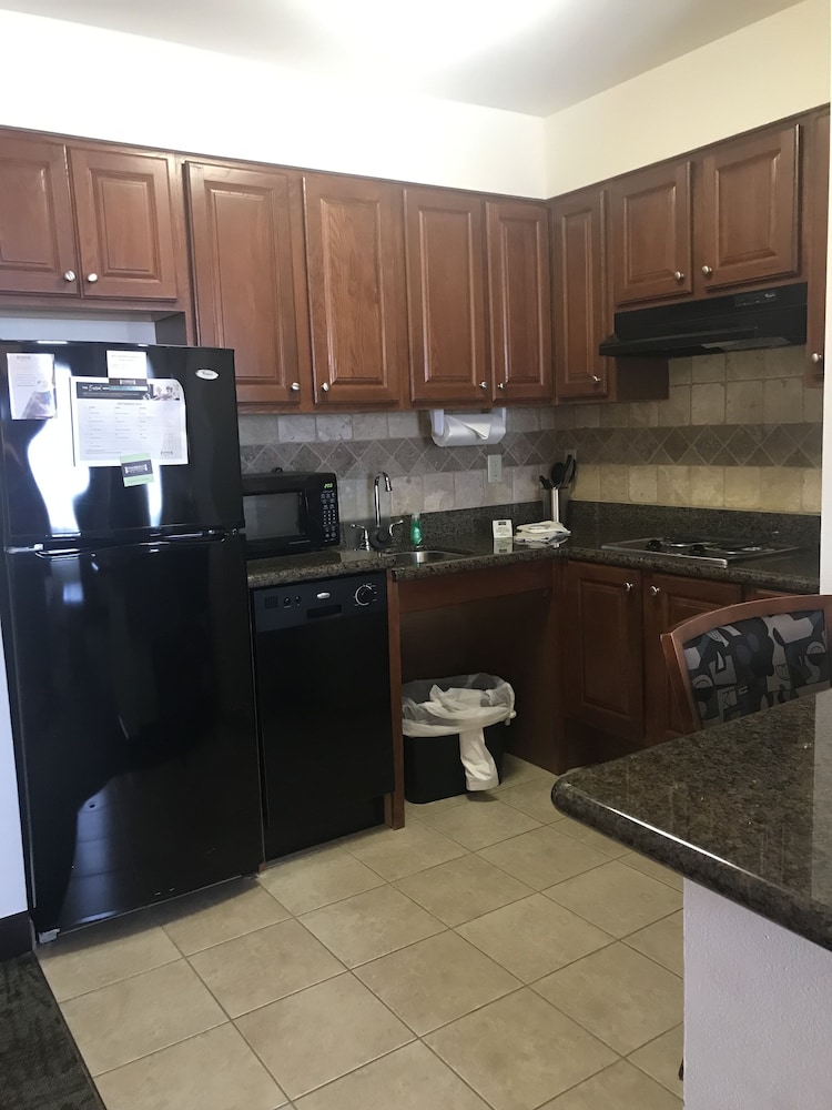 Staybridge Suites Gulf Shores 8/51
