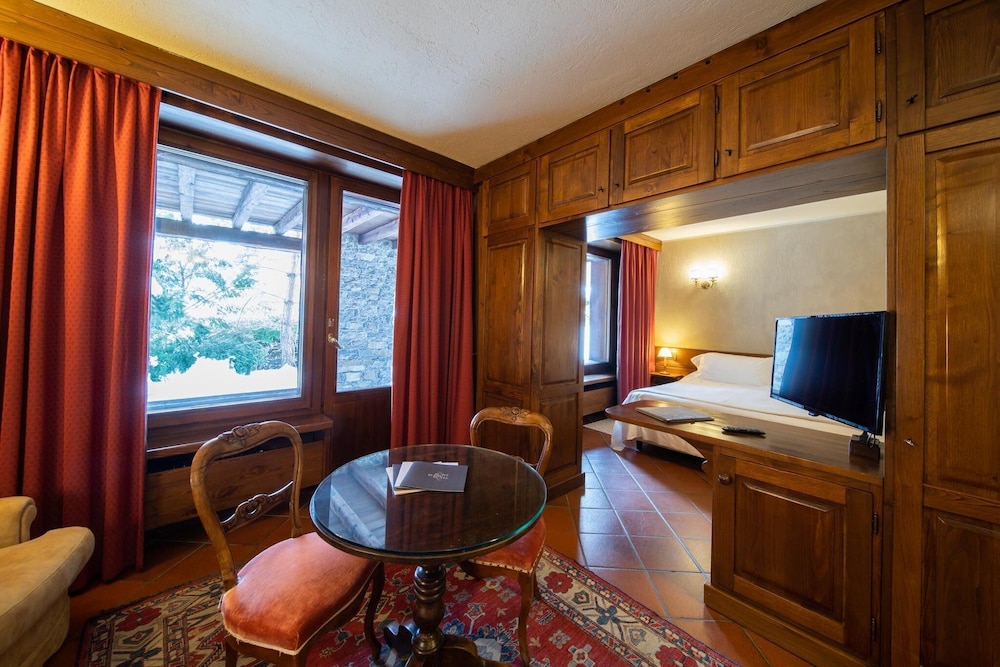 Relais Mont Blanc Hotel and Spa 15/50