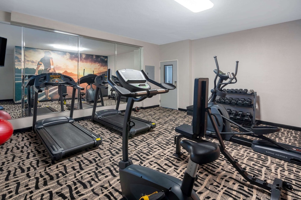 Wingate by Wyndham Horn Lake Southaven 15/25