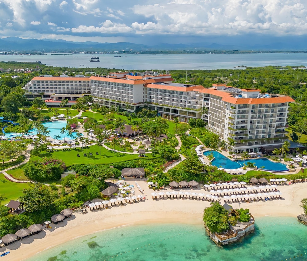 Shangri-La Mactan, Cebu in LAPU-LAPU