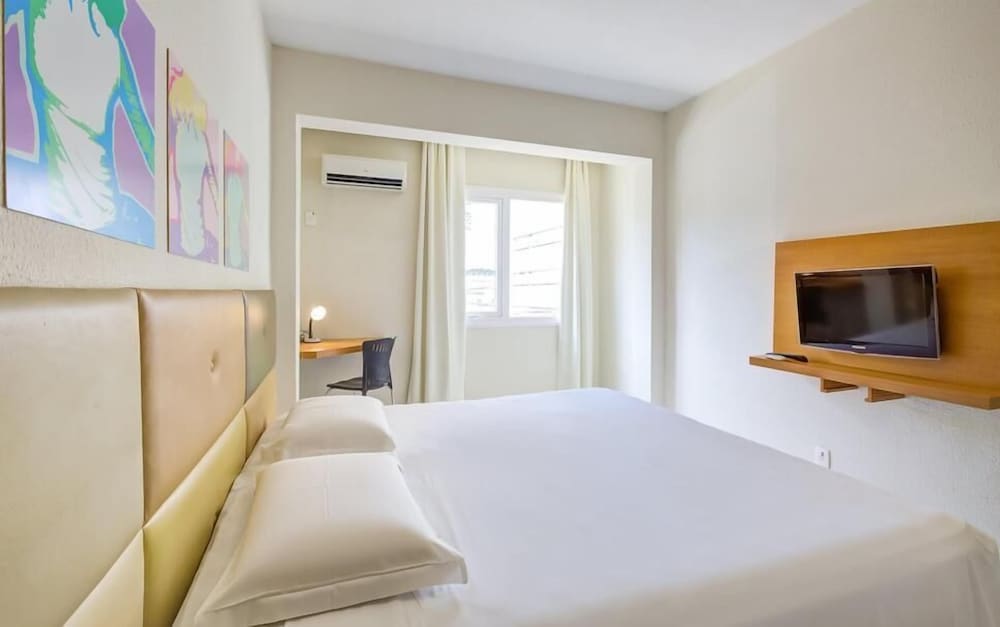 Deluxe, Double Bed