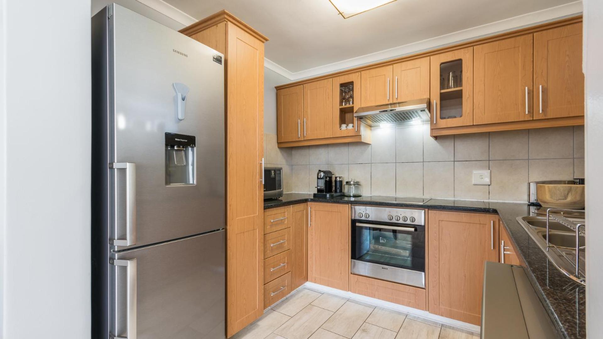 21 Manor Kingswood 41/41
