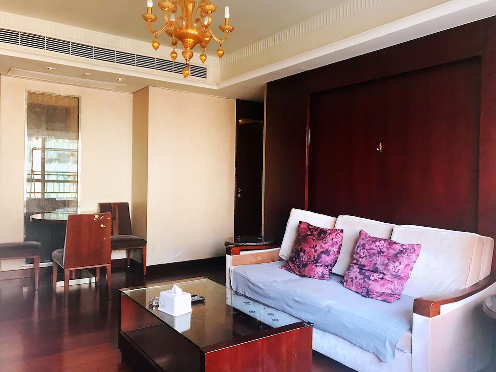 Shanghai ZiYuan Service Apartment 42/61
