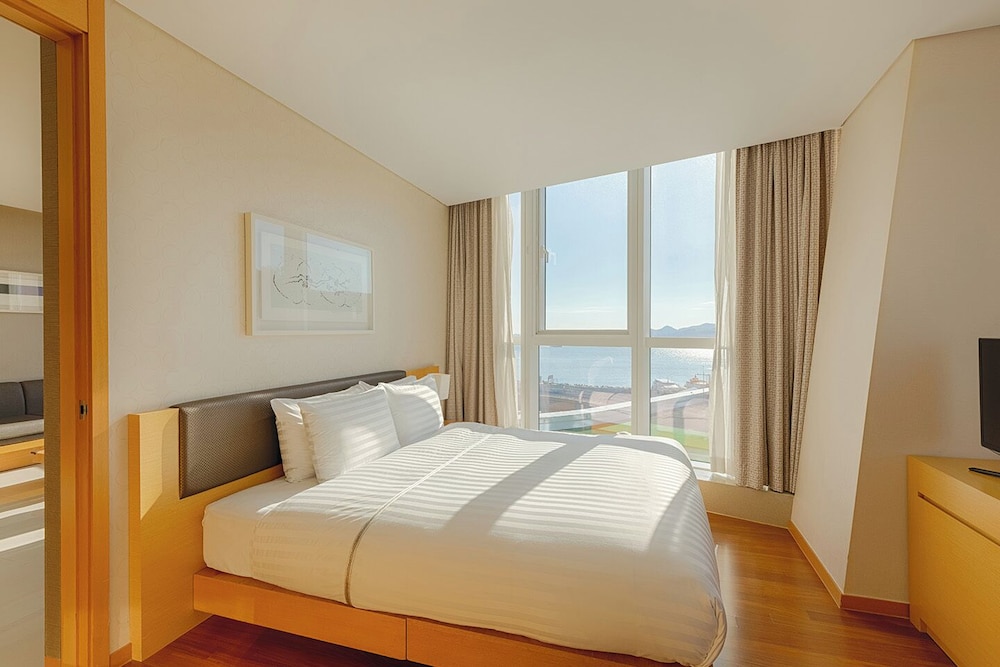 Tower, Suite, Double Bed