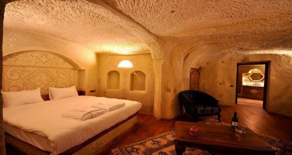 Has Cave Konak 15/36