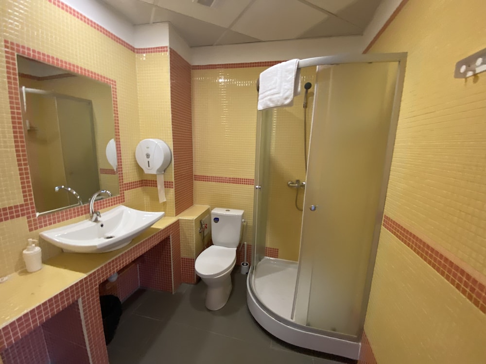 Viktorija Hotel 50/50