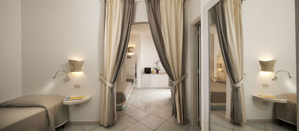 Hotel Corallaro 30/70