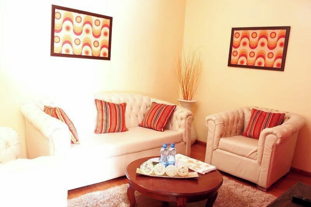 Davis Court Nyeri 15/23
