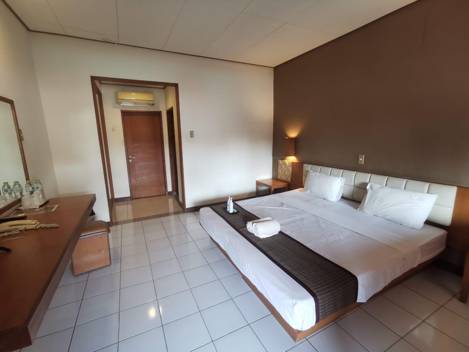 Nyiur Resort Hotel 10/32