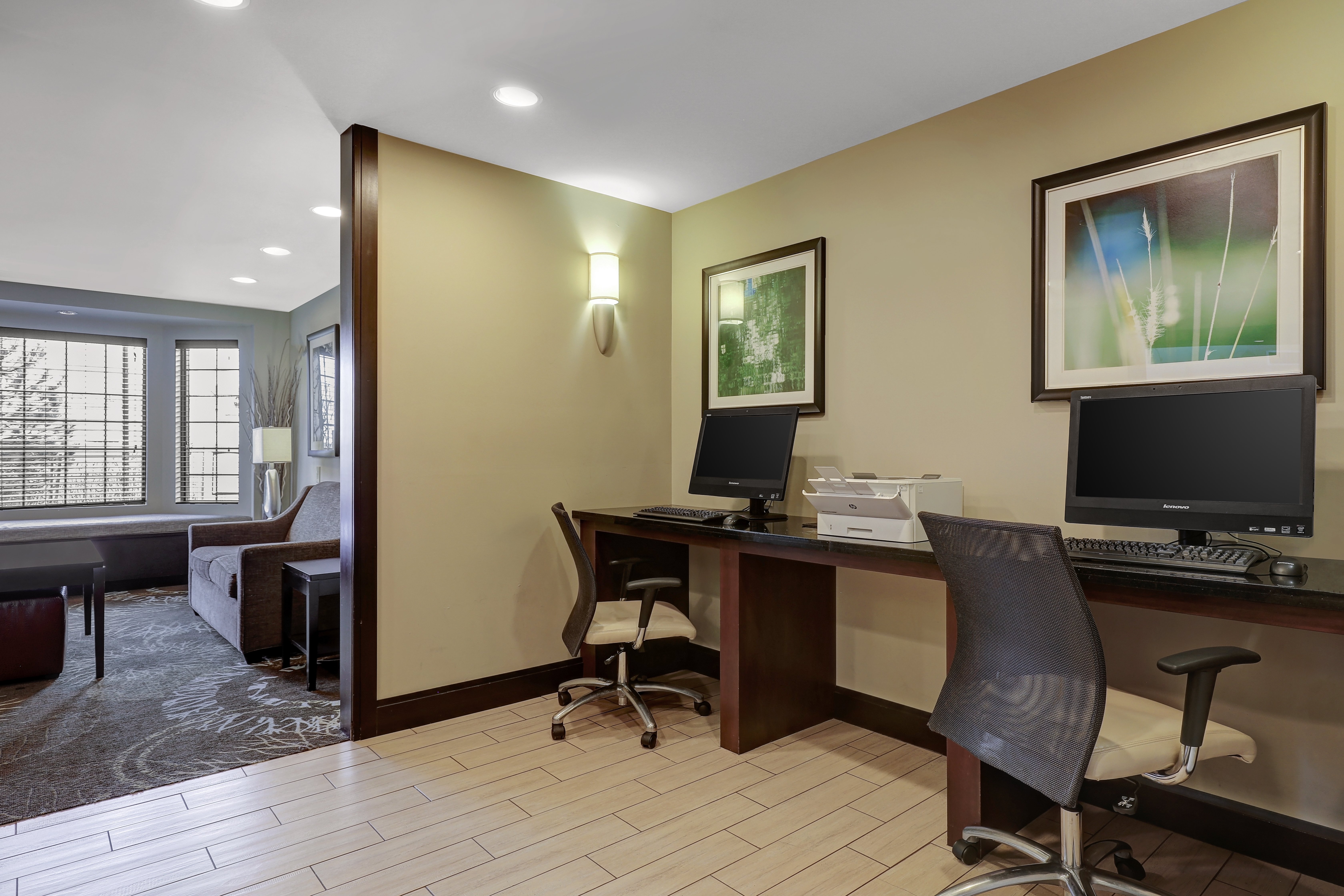 Staybridge Suites Washington D.C. - Greenbelt 24/28