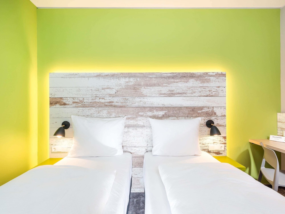 Ibis Styles Stuttgart Vaihingen 23/68