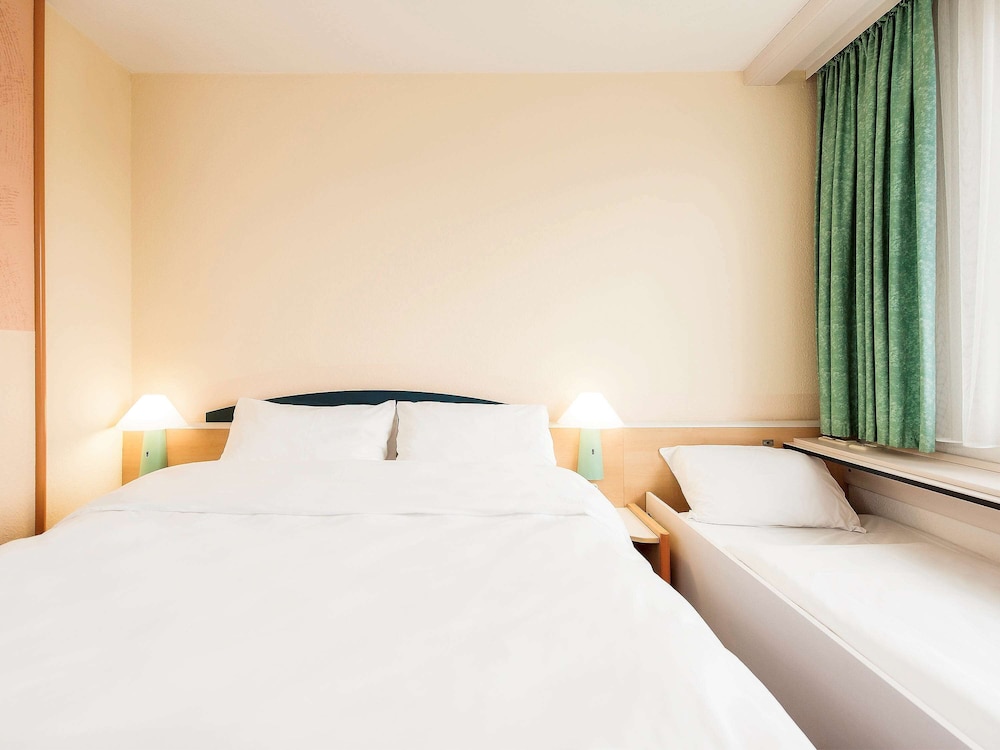 Ibis Paderborn City 24/64