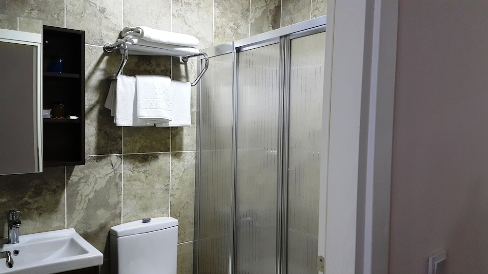 BEYAZITHAN SUITES 50/50