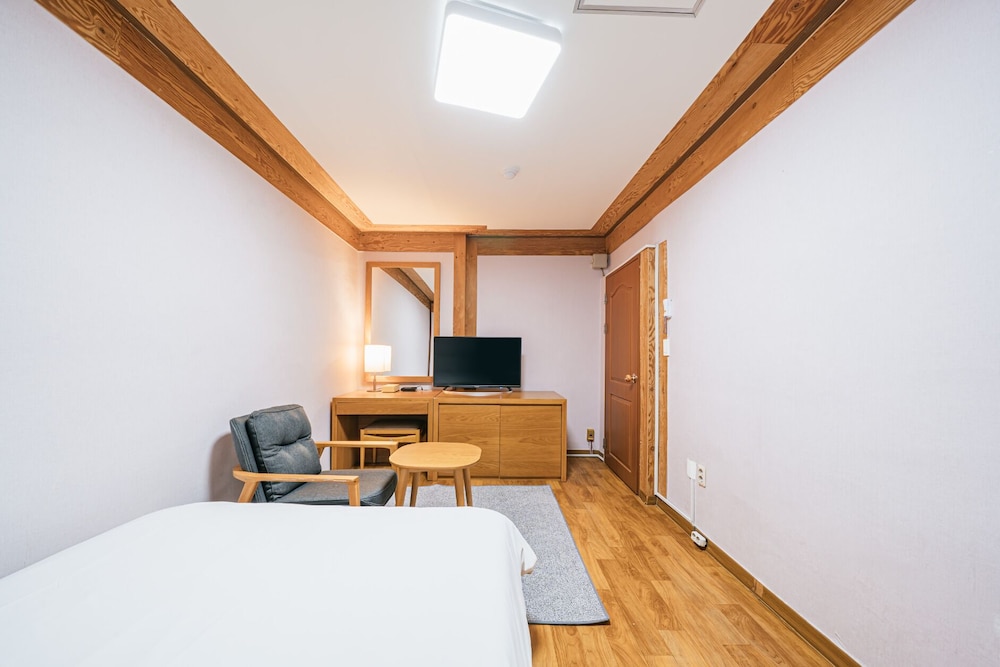 Miju Hotel 37/50
