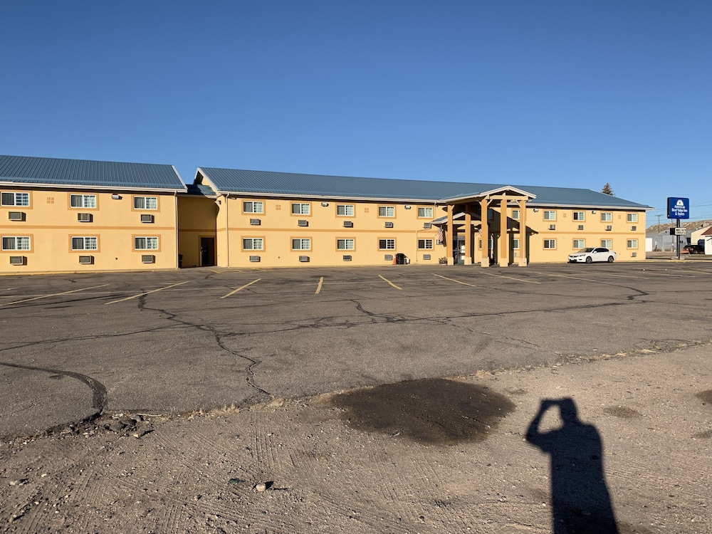 Americas Best Value Inn & Suites-Sidney 3/37