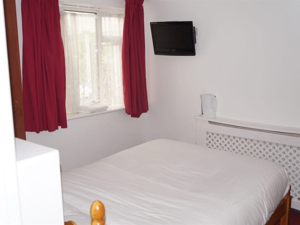 Heathrow Inn 5/56