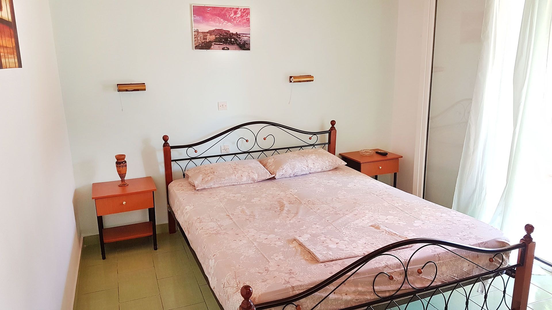 SUPERIOR, STUDIO, DOUBLE BED, KITCHENETTE