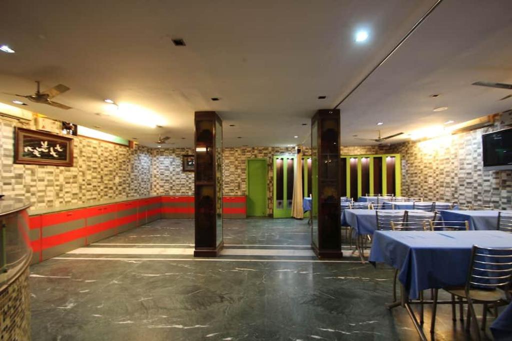 Sands INN Gurgaon 3/24