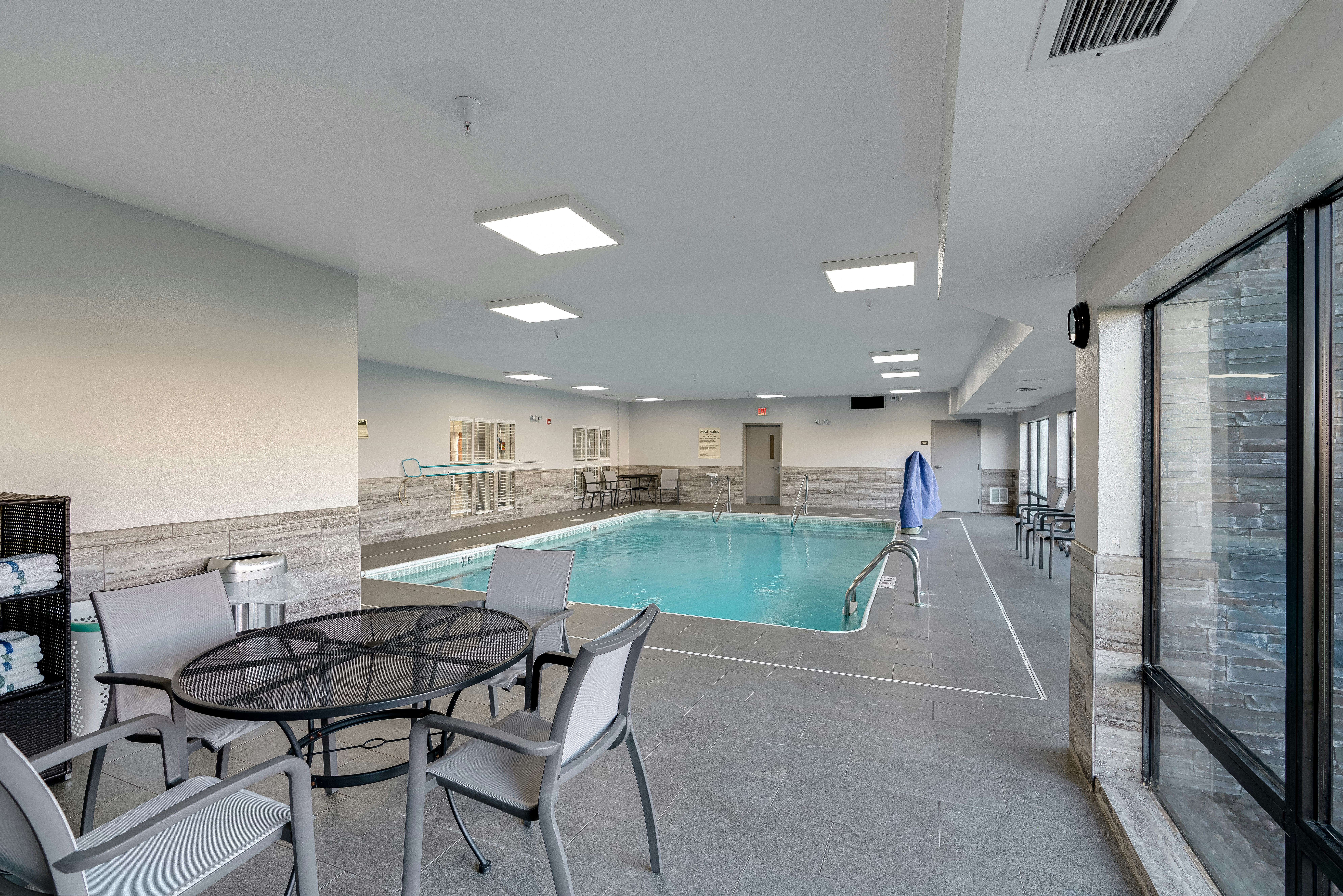 Hampton Inn Bloomington West 20/45