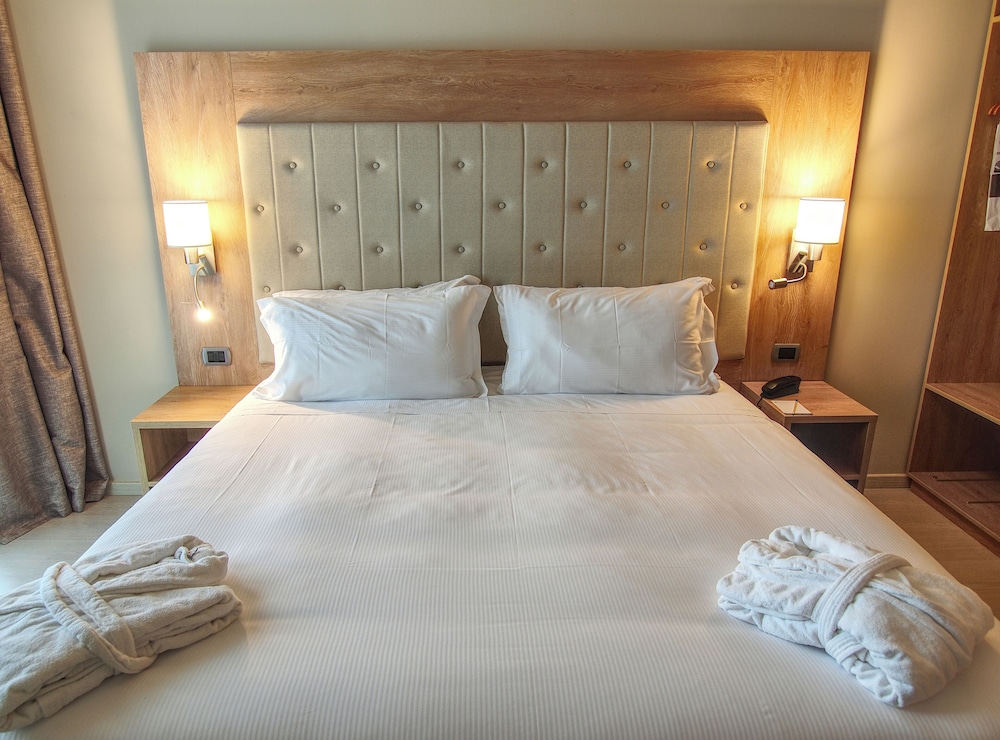 Tower Hotel Malpensa 7/21