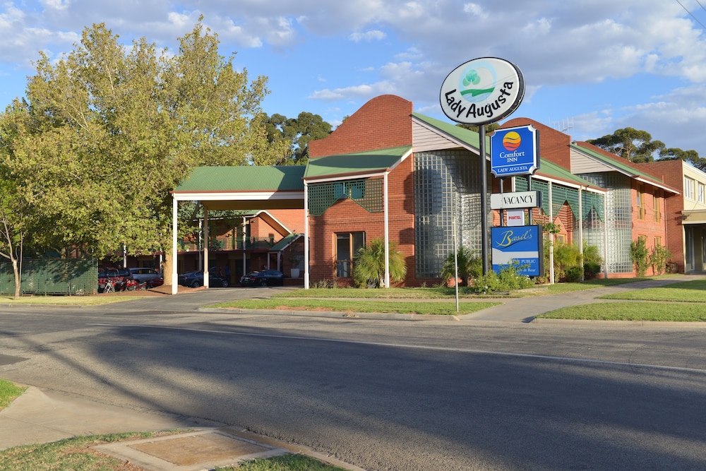 Comfort Inn Lady Augusta 1/27