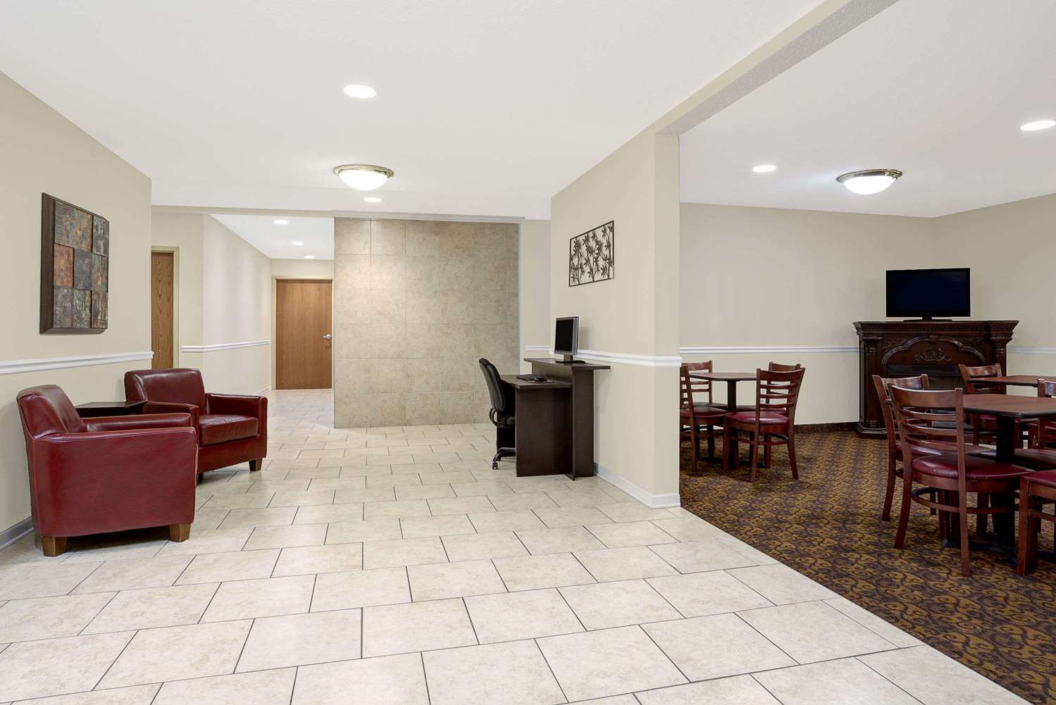 Days Inn by Wyndham Greensboro NC 11/18