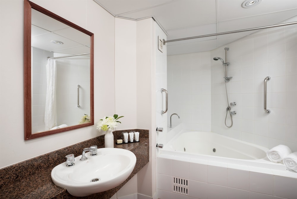 Rydges Bankstown 46/46