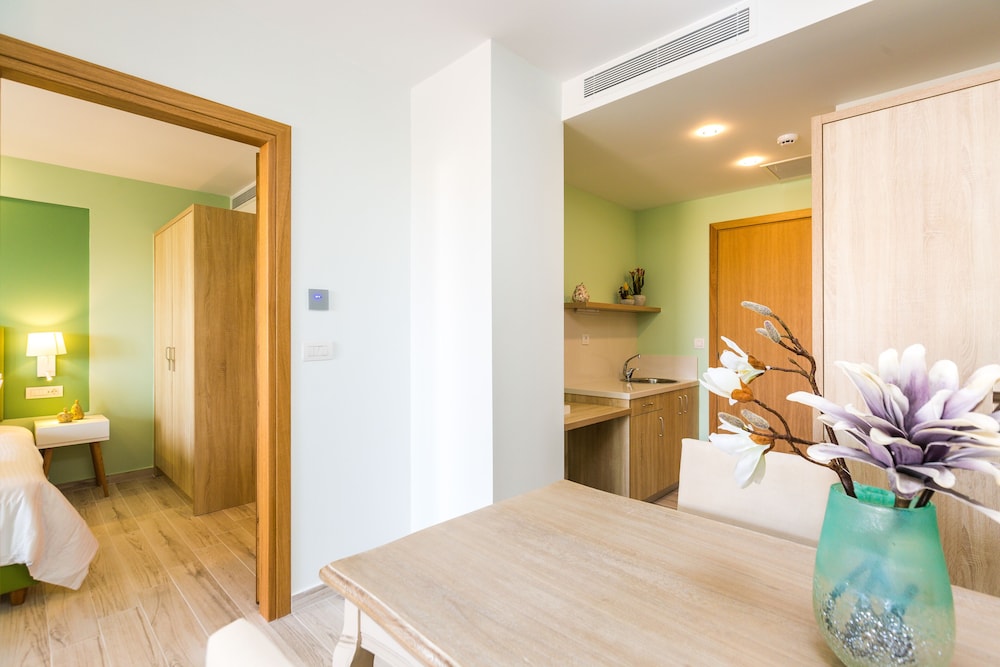 Menta City Boutique Hotel 23/67