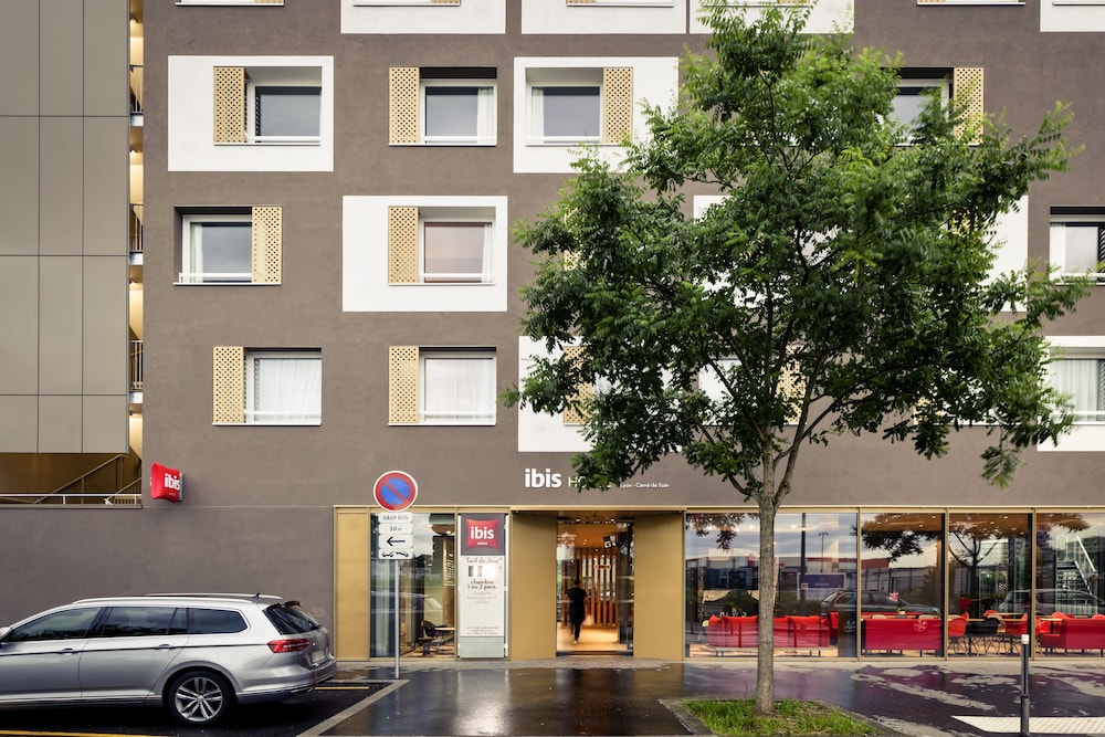 Ibis Lyon Carre De Soie 59/62