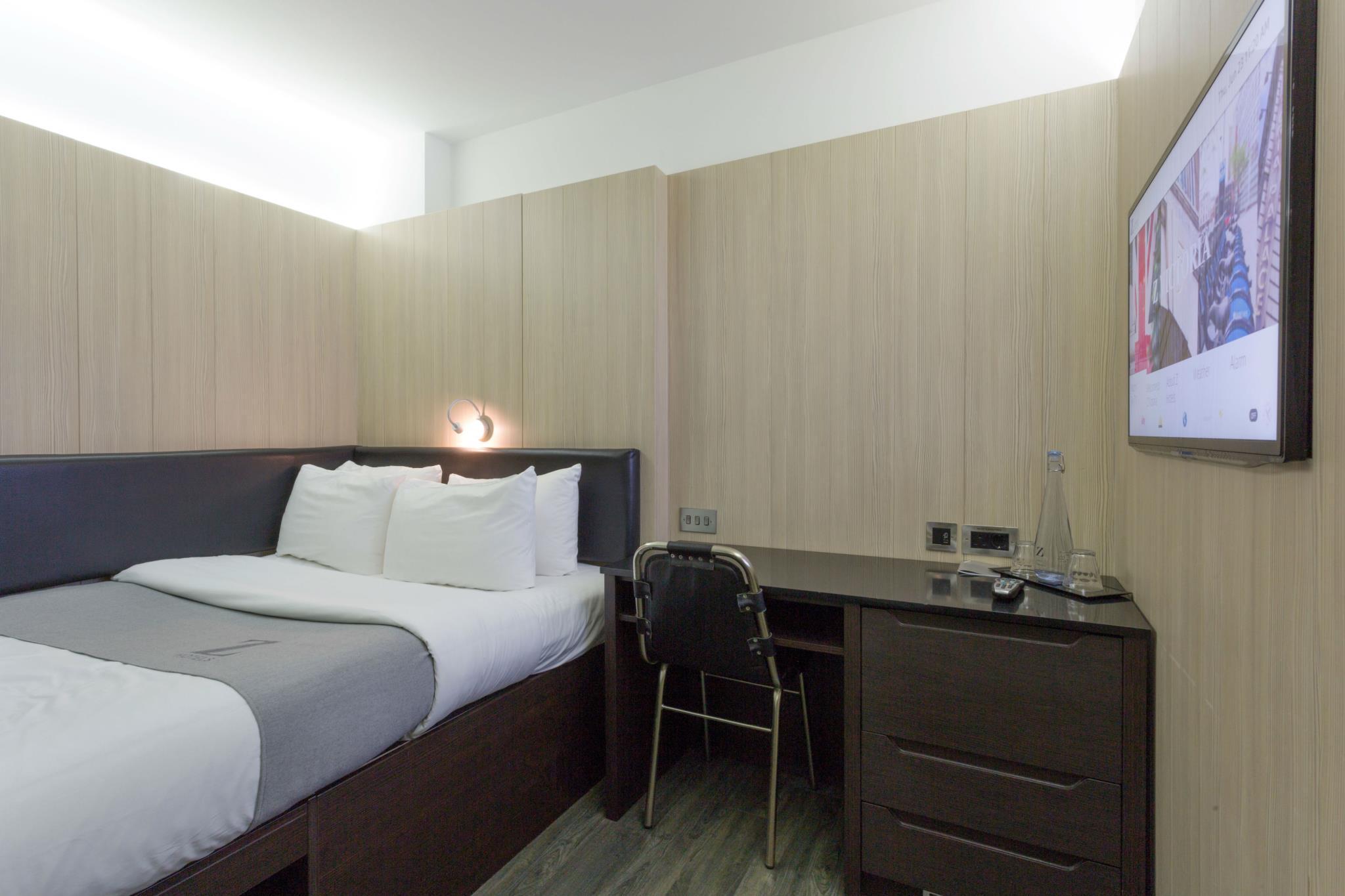 Inner, Double Bed, No Window