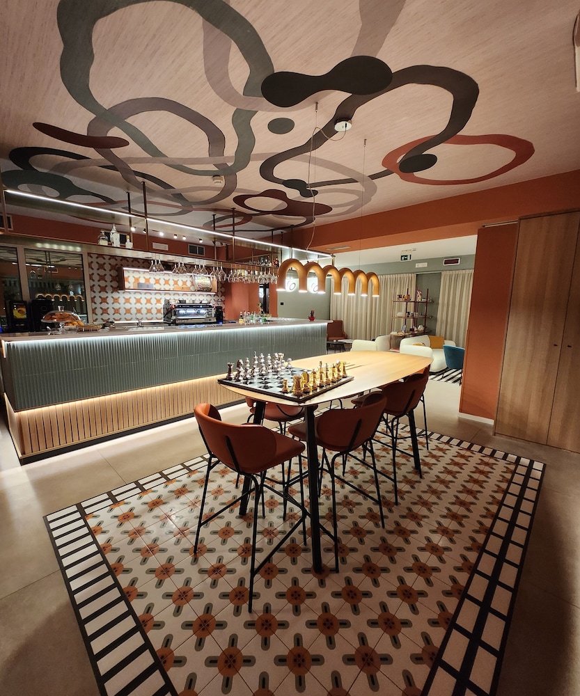 Bleis Hotel 34/50