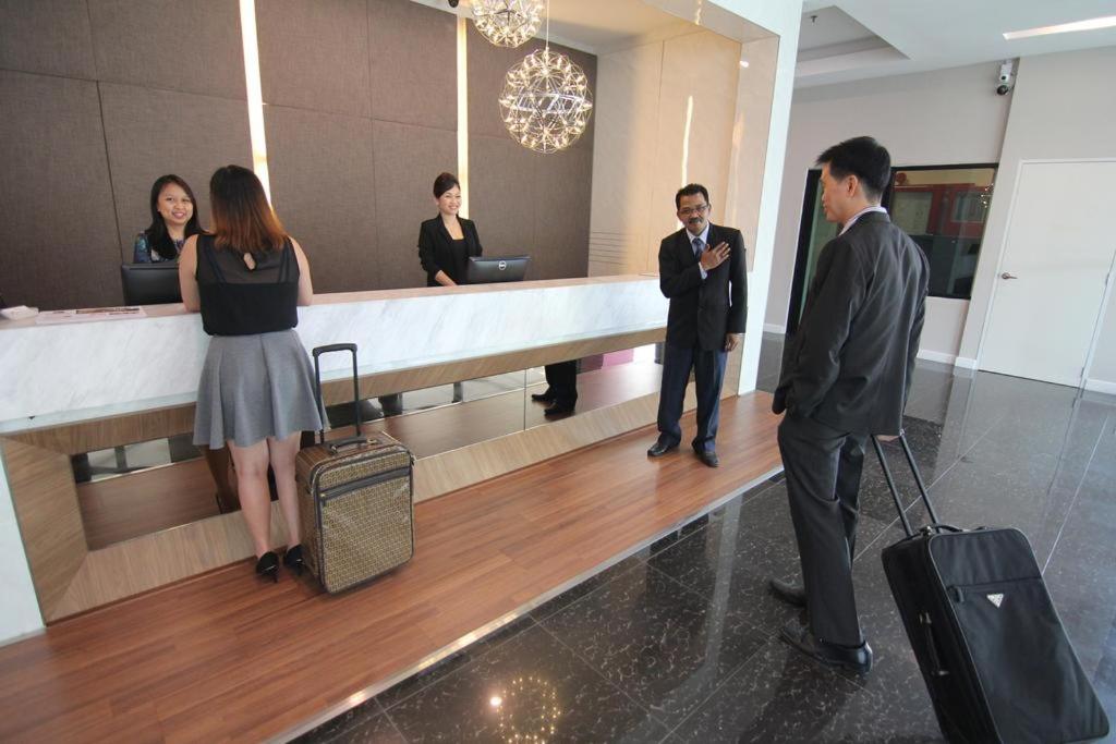 Nexus Business Suite Hotel 7/50