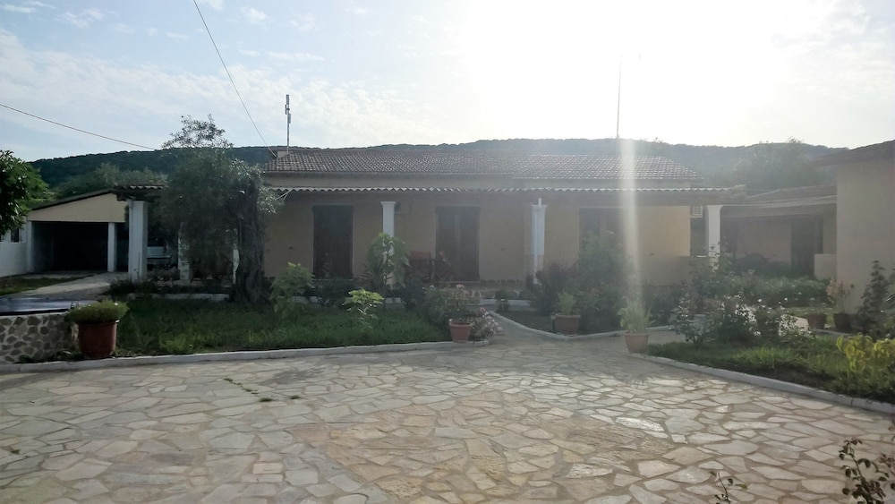 VILLA PANOREA 44/50