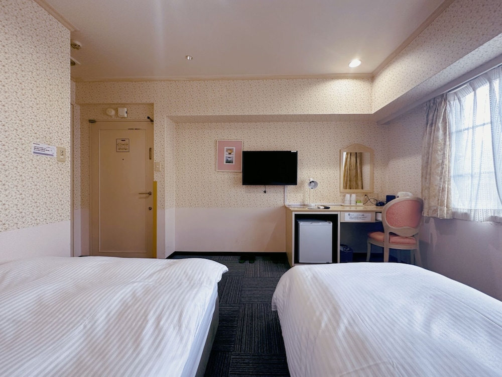Semi Room, Triple, 1 Double and 1 Single Bed, Smoking