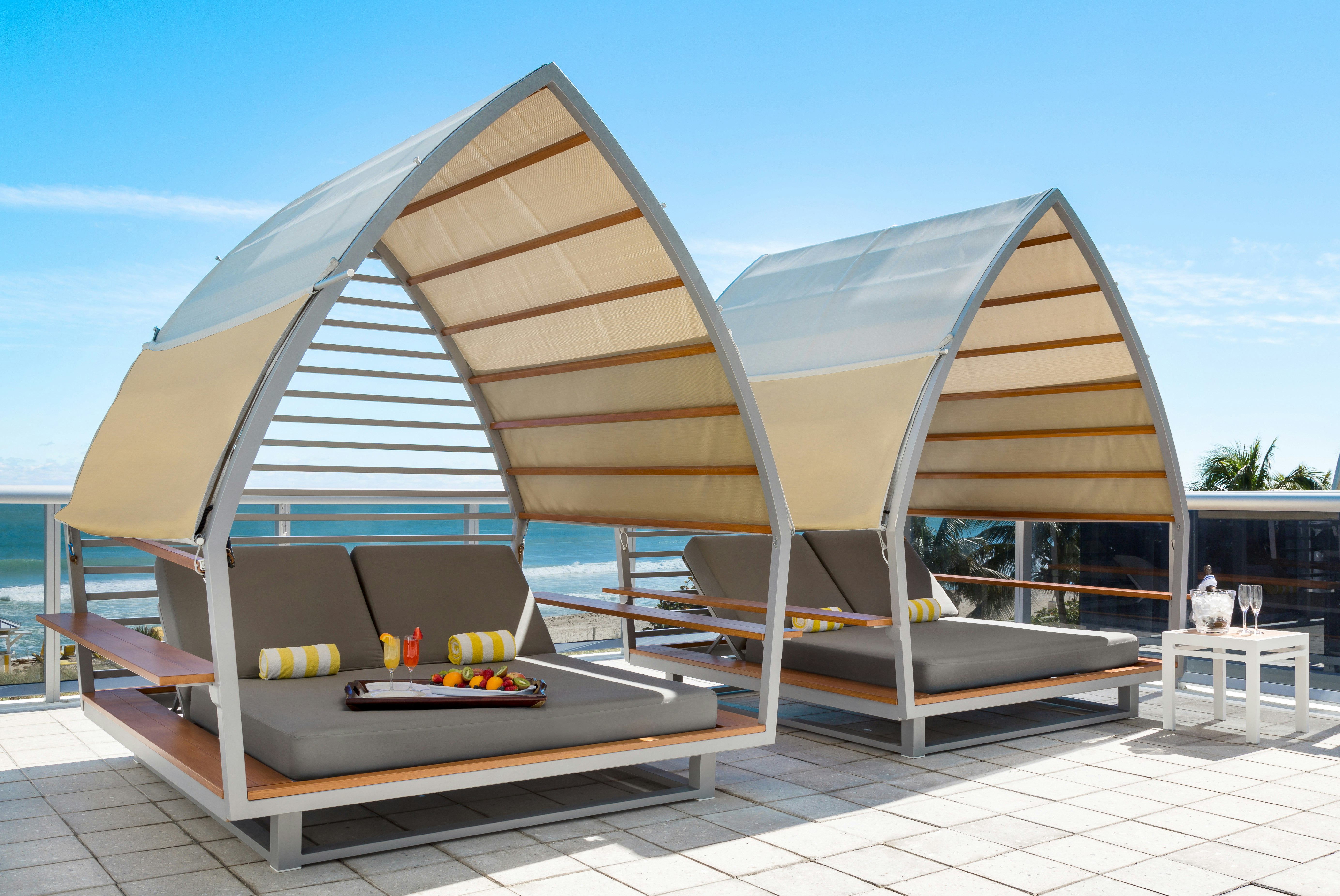 Hilton Cabana Miami Beach Resort 74/82