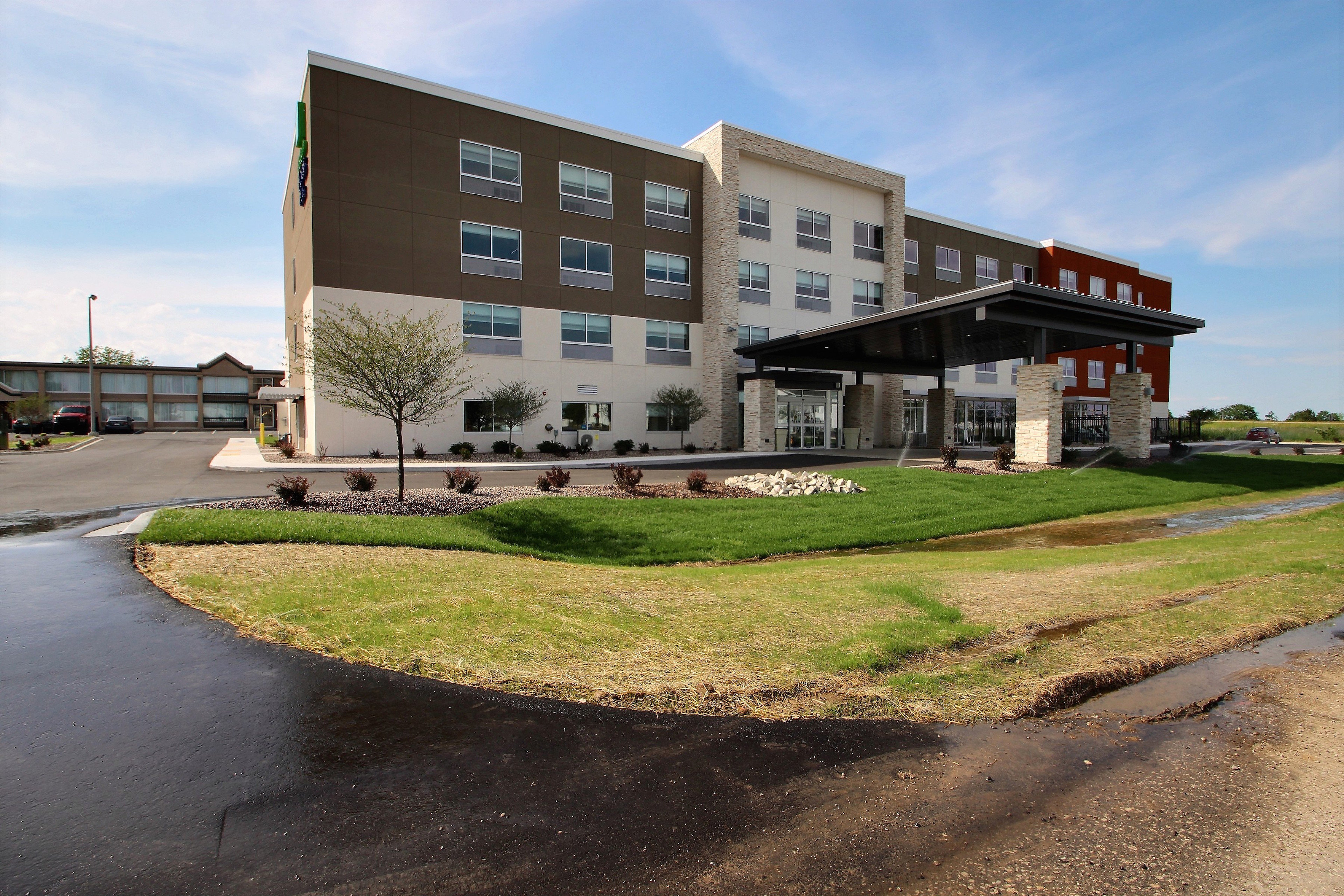 Holiday Inn Express & Suites FOND DU LAC 29/32