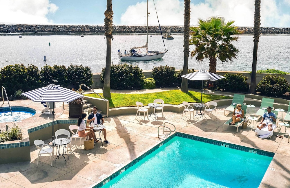 Portofino Hotel And Marina 31/64