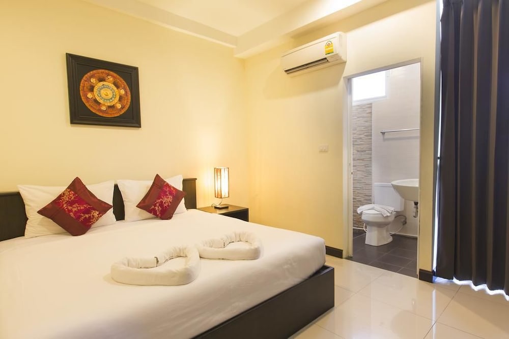 The Elegant Patong 3/18