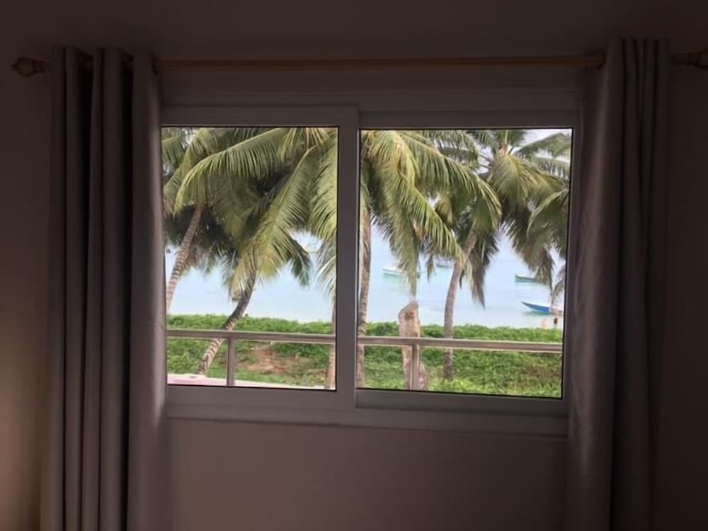 Shanaz Beachside Retreat 15/32